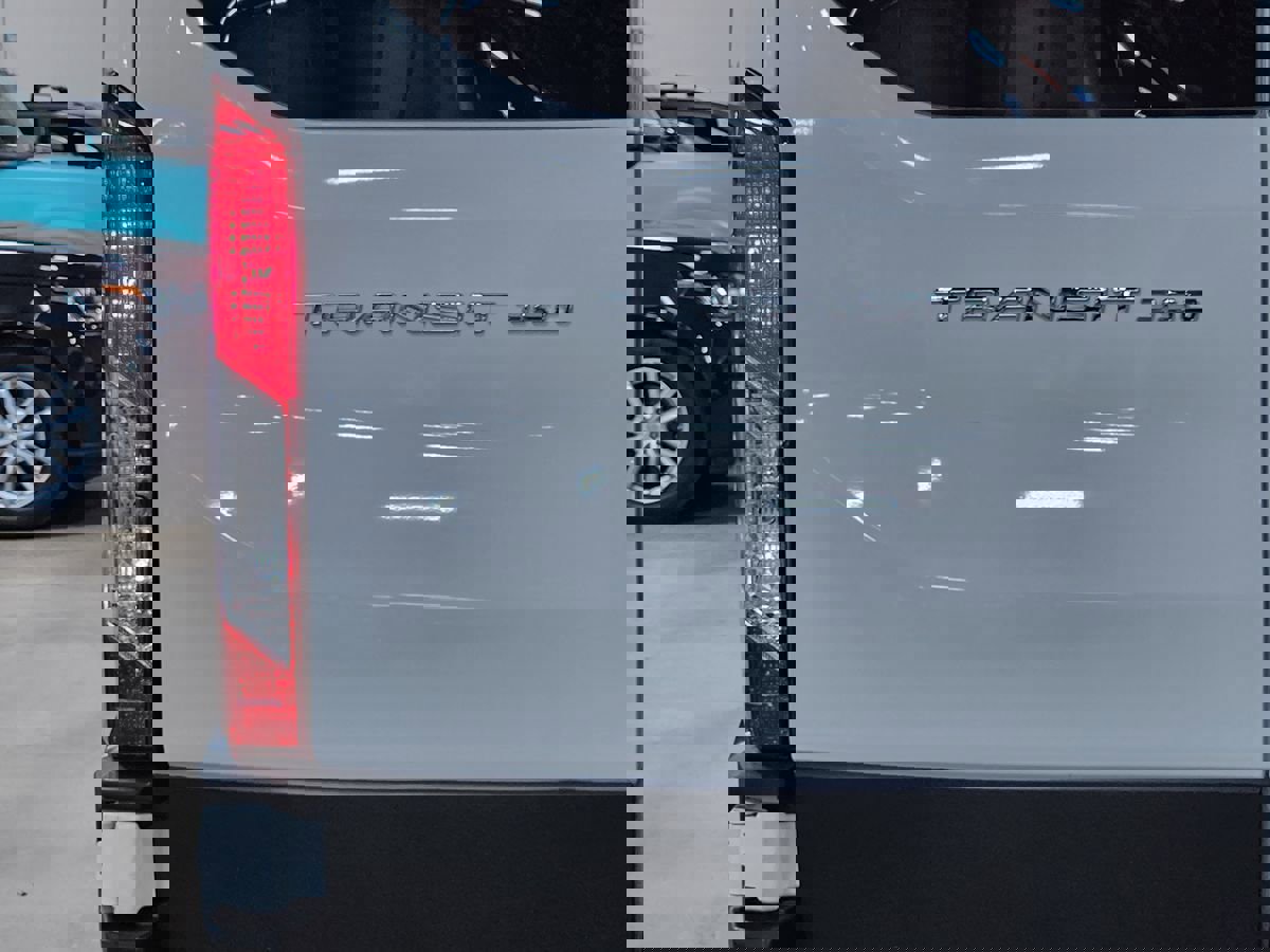 Used 2024 Ford Transit 350 XL image 21