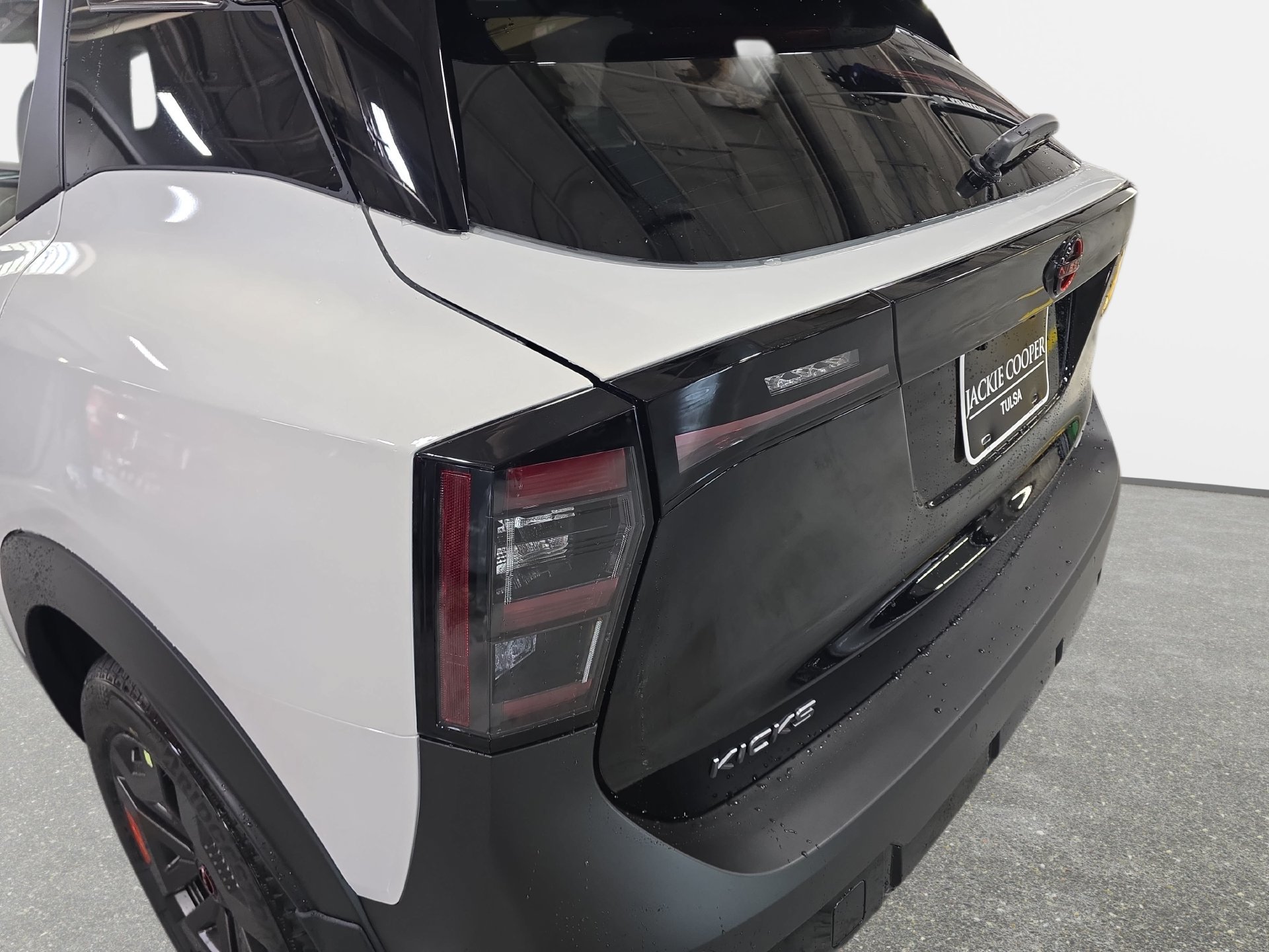New 2027 Nissan Kicks SV w/ Rock Creek Edition AWD/4WD image 30