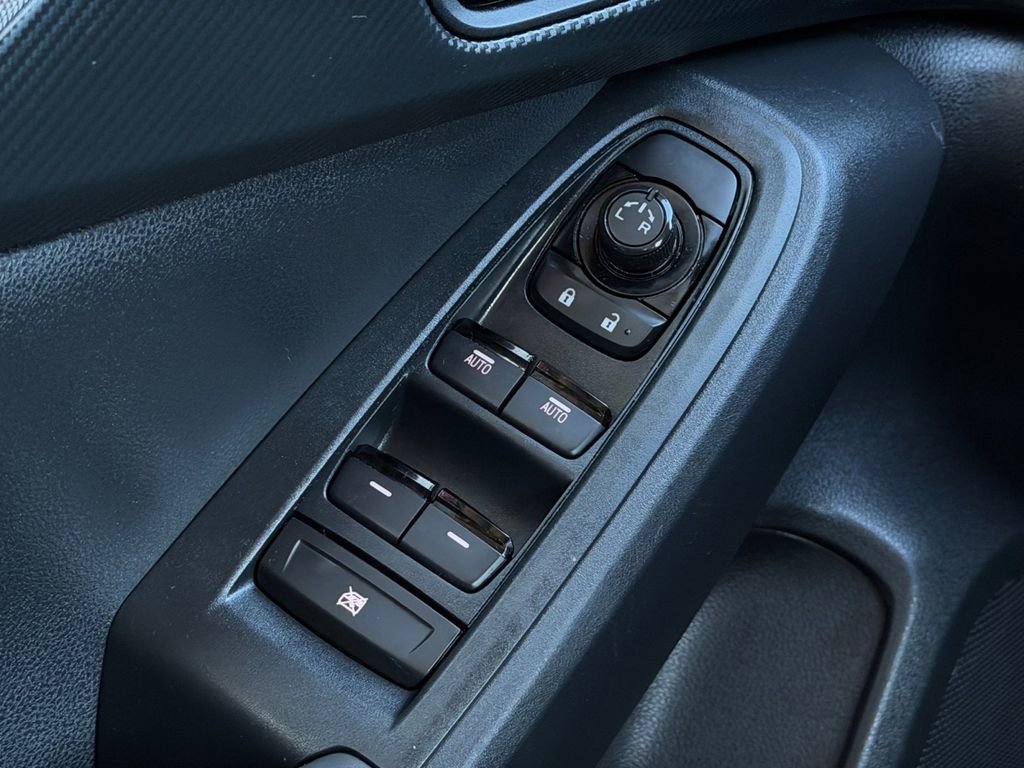 Used 2024 Subaru Crosstrek 2.0i Premium image 17