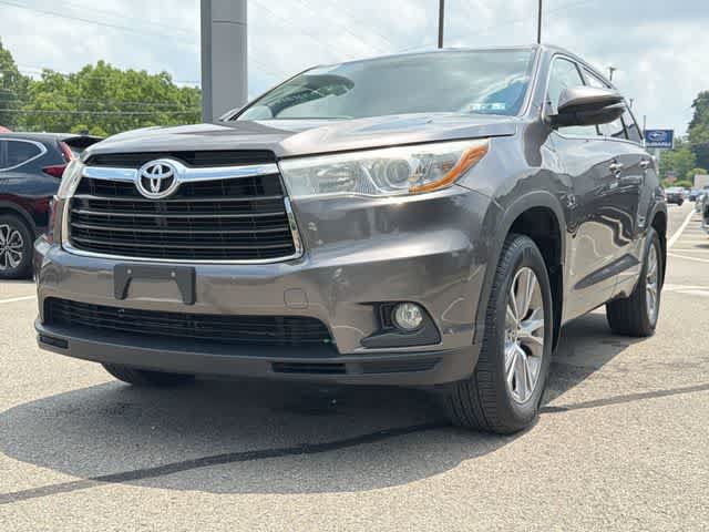 Used 2016 Toyota Highlander Plus AWD/4WD image 29
