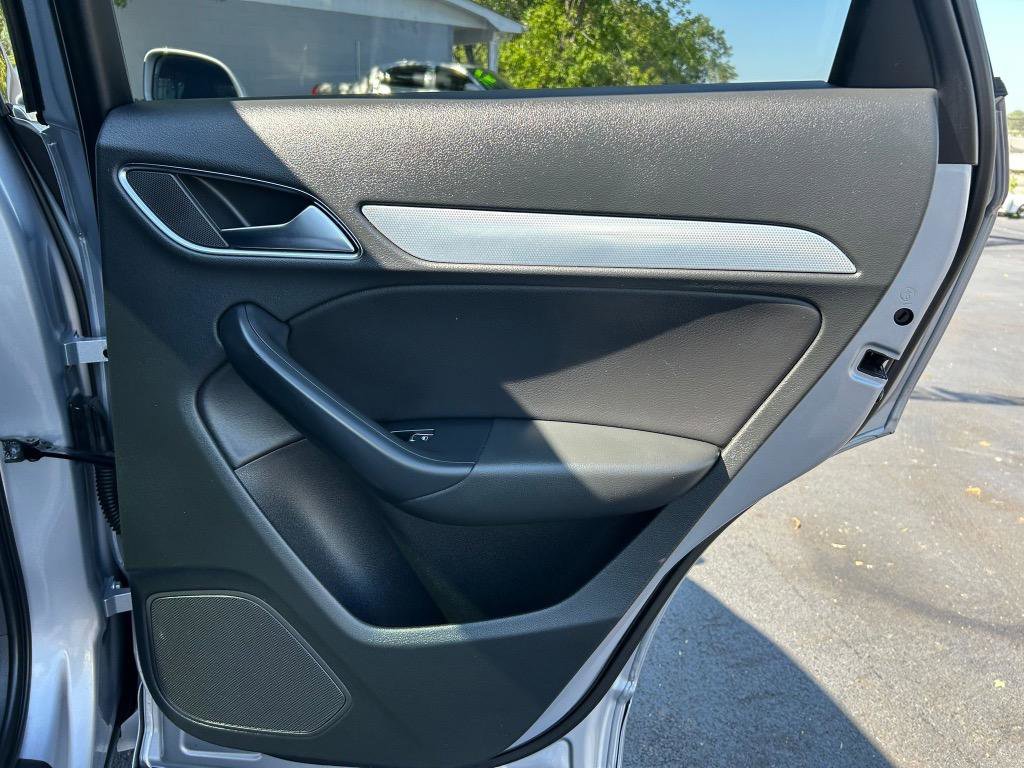 Used 2016 Audi Q3 2.0T Premium Plus image 26