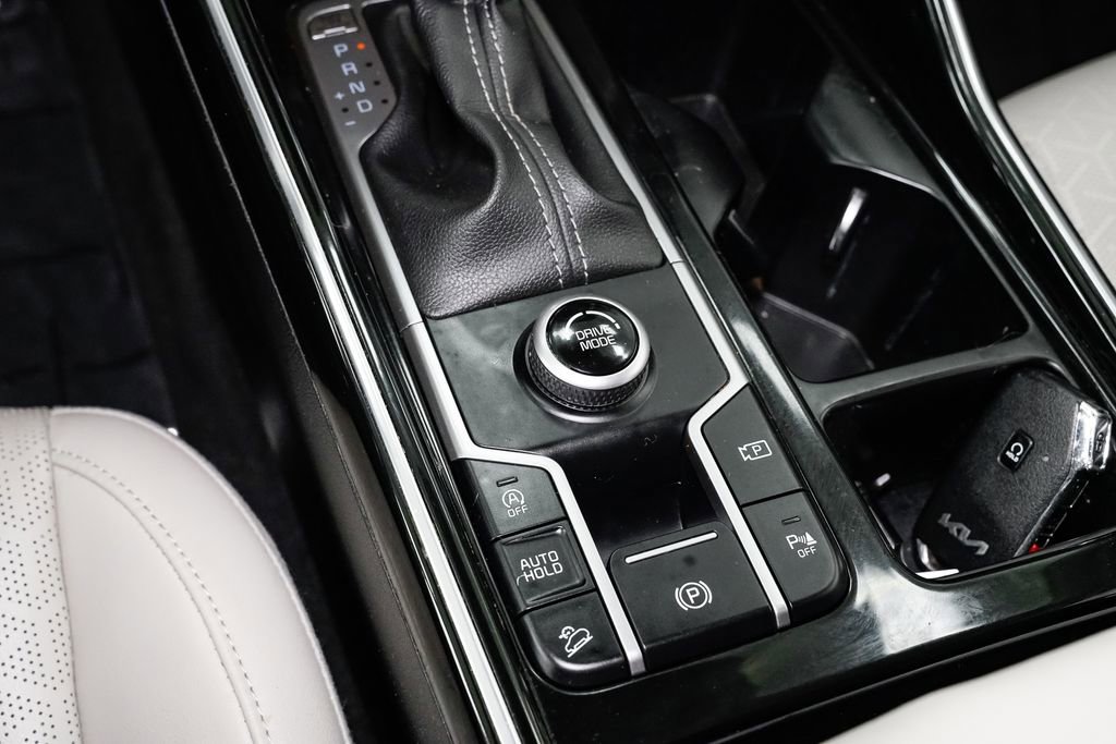 Certified 2023 Kia Sorento SX image 23