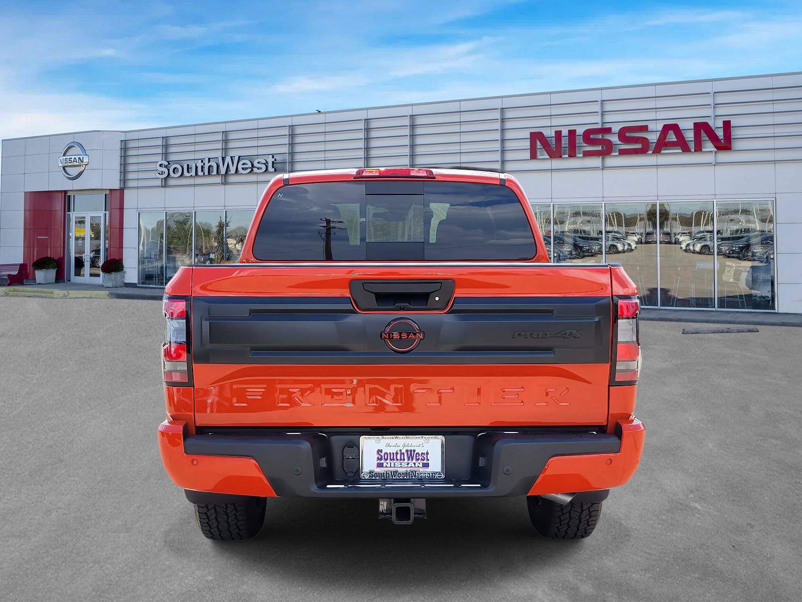 New 2026 Nissan Frontier PRO-4X w/ Pro-4x Convenience Package image 6