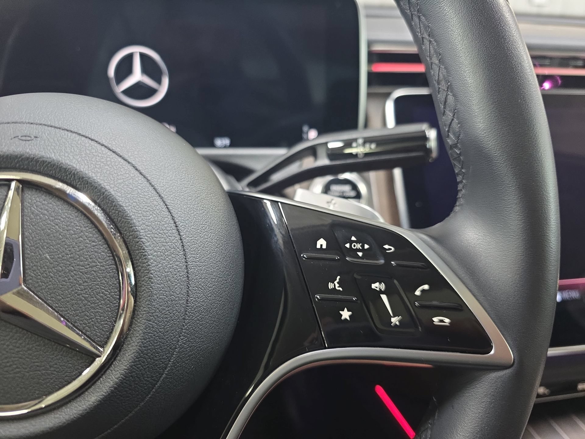 Certified 2025 Mercedes-Benz E 350 Sedan image 18