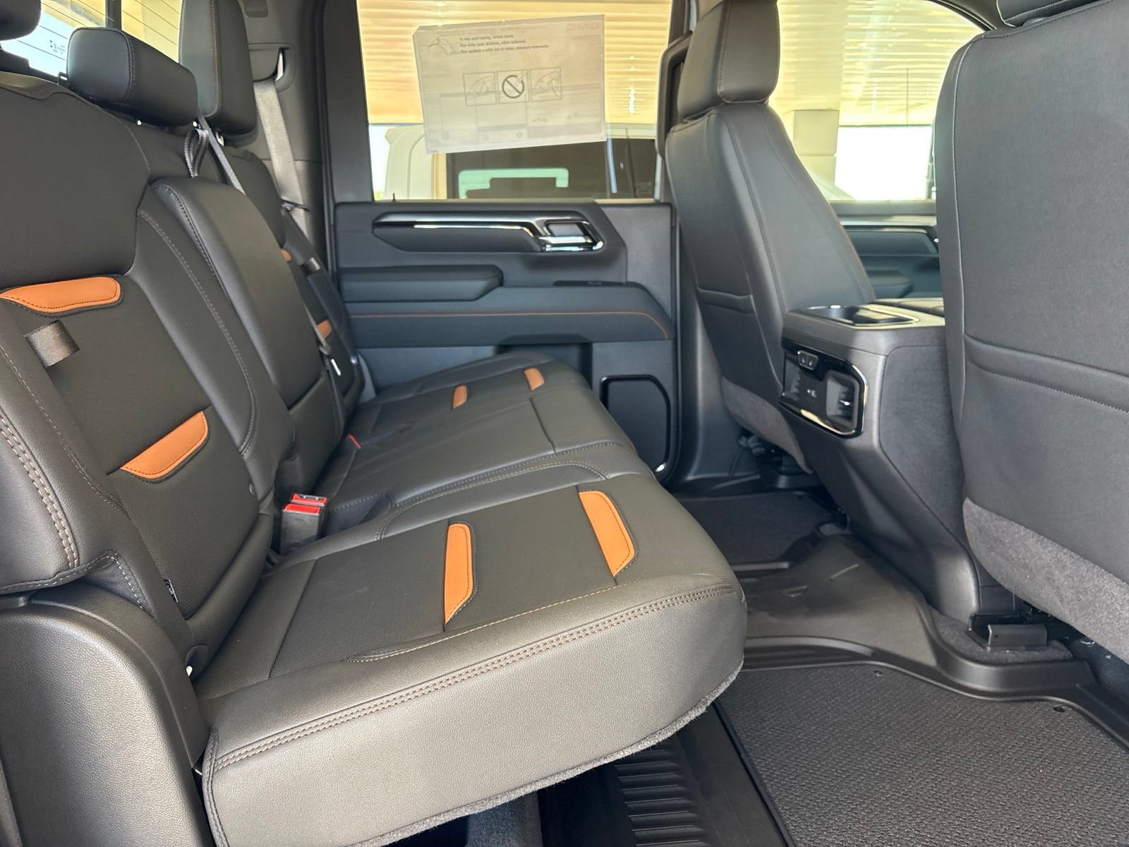 New 2026 GMC Sierra 2500 AT4 w/ AT4 Premium Plus Package AWD/4WD image 18