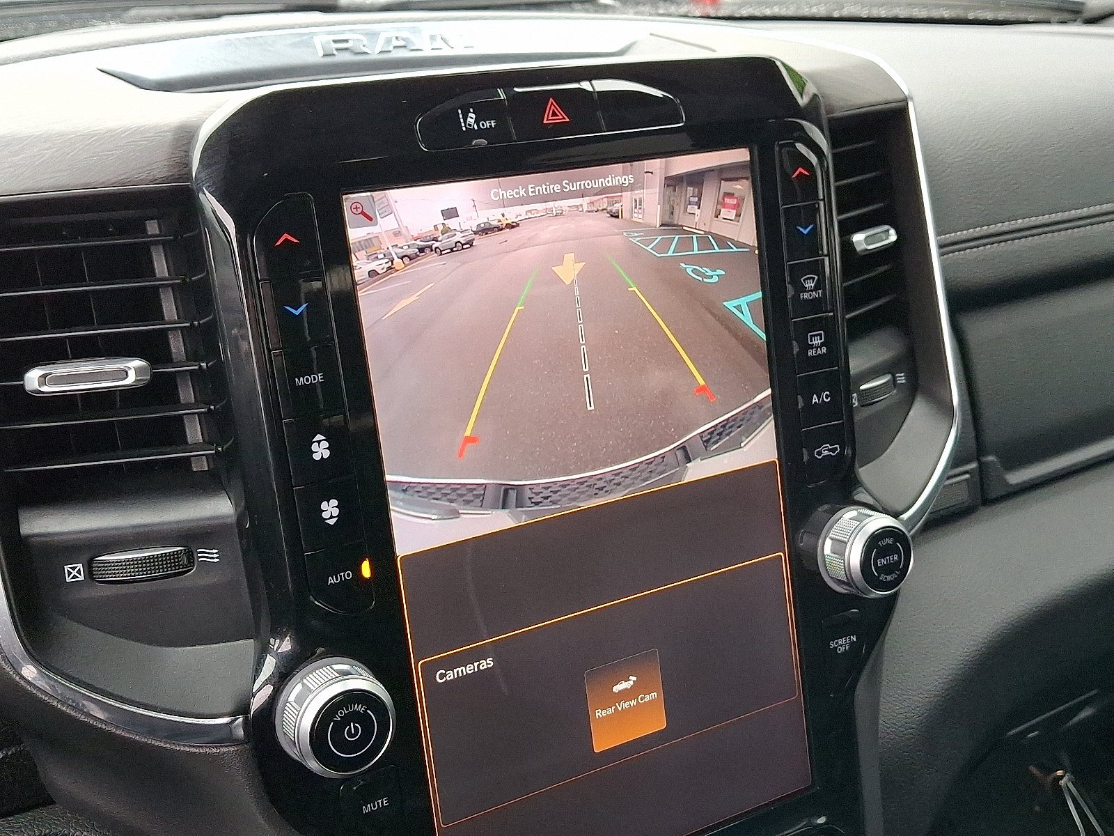 Certified 2025 RAM 1500 Laramie image 19