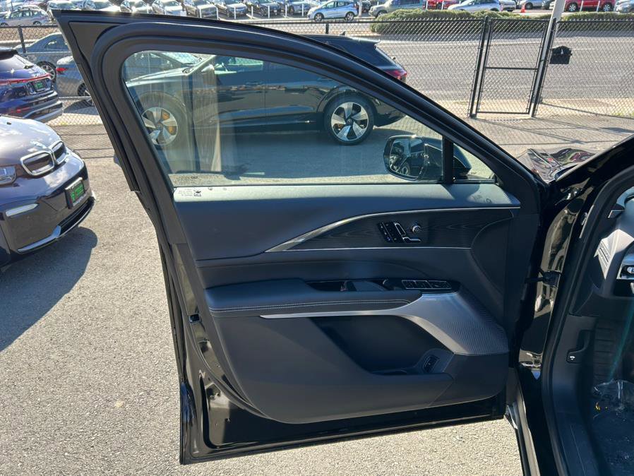 Used 2024 Cadillac Lyriq Luxury w/ LPO, Floor Liner Package image 10