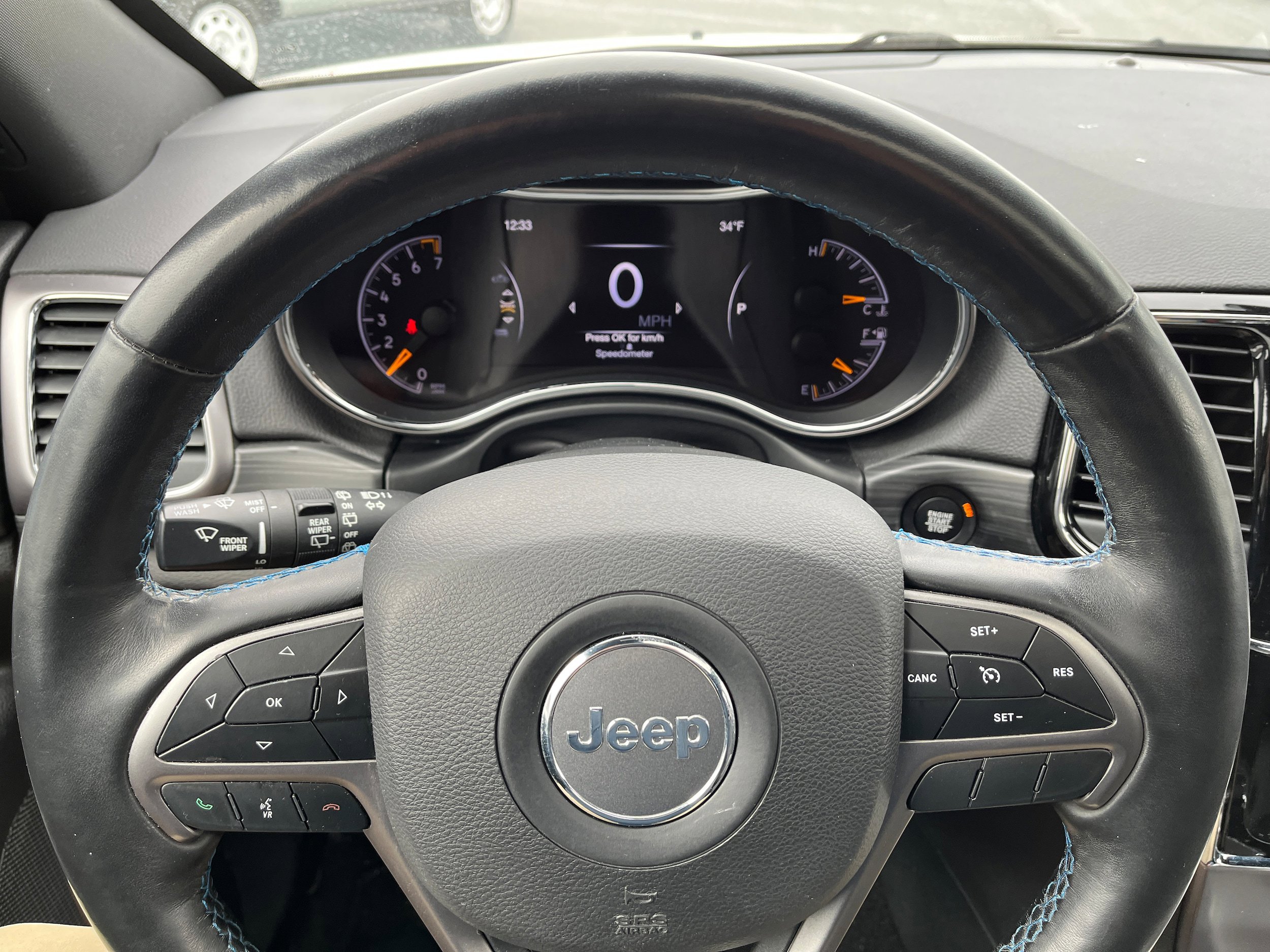 Used 2019 Jeep Grand Cherokee Laredo AWD/4WD image 22