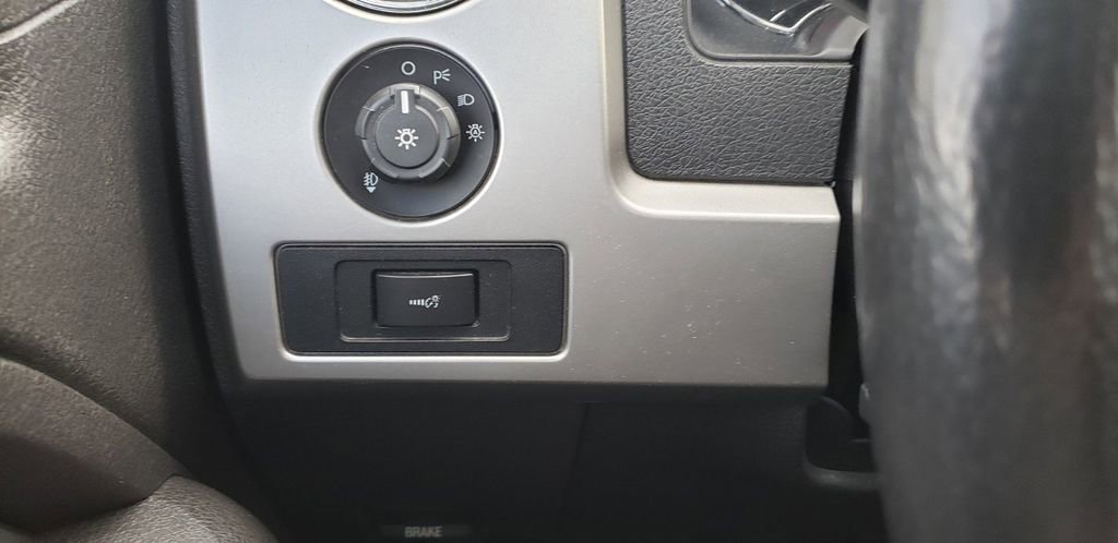 Used 2013 Ford F150 FX4 w/ Luxury Equipment Group AWD/4WD image 23