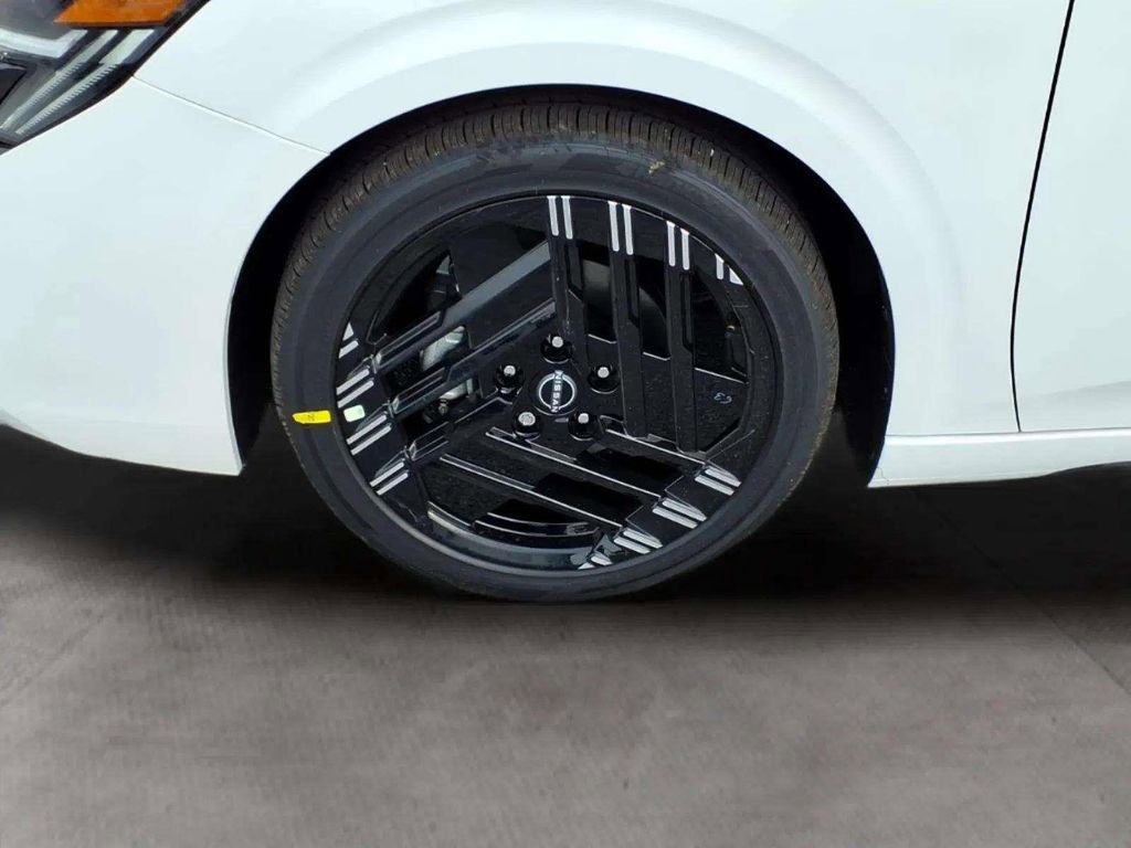 New 2026 Nissan Sentra SR w/ SR Premium Package FWD image 20