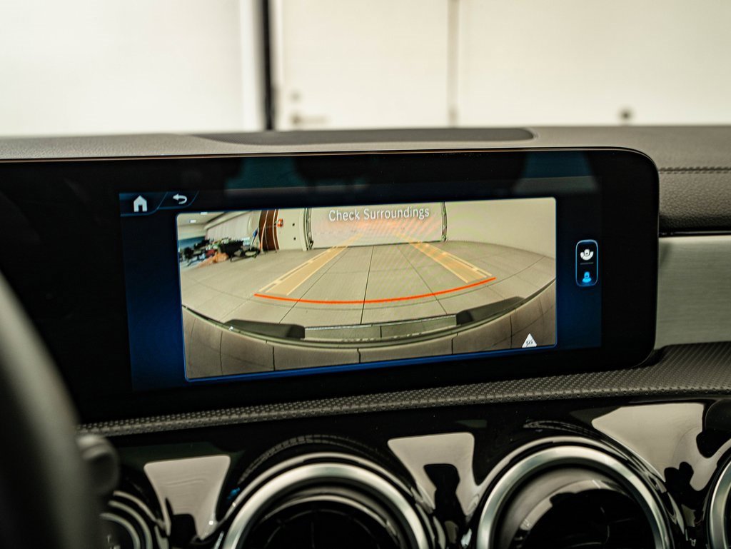 Certified 2025 Mercedes-Benz CLA 250 4MATIC image 32