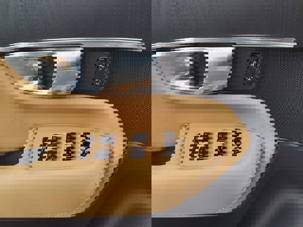 Certified 2022 Volvo XC90 T6 Inscription w/ Advanced Package image 30