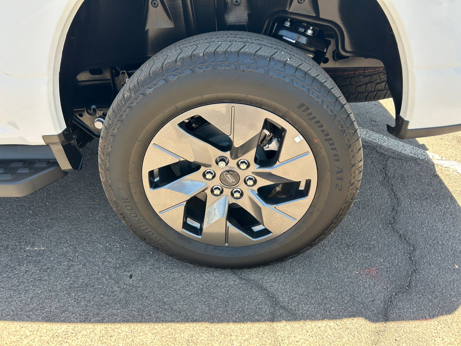 New 2024 Ford F150 Lightning XLT image 26