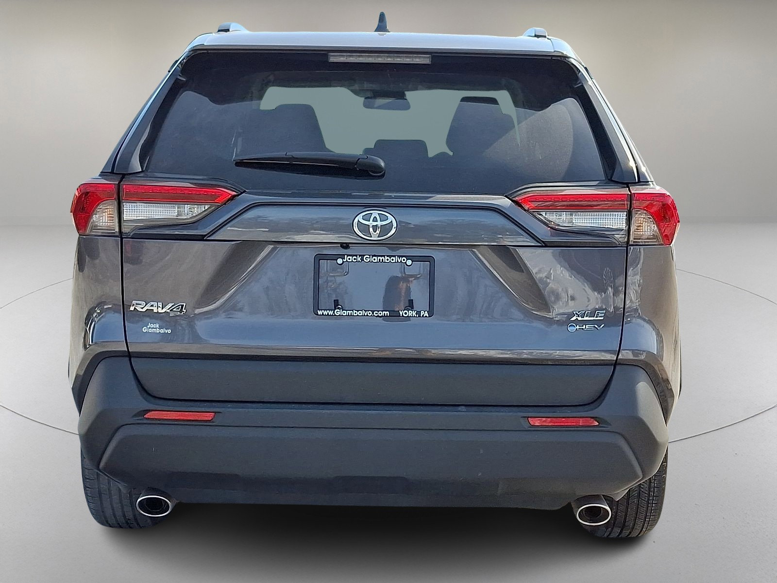 Used 2025 Toyota RAV4 XLE image 9