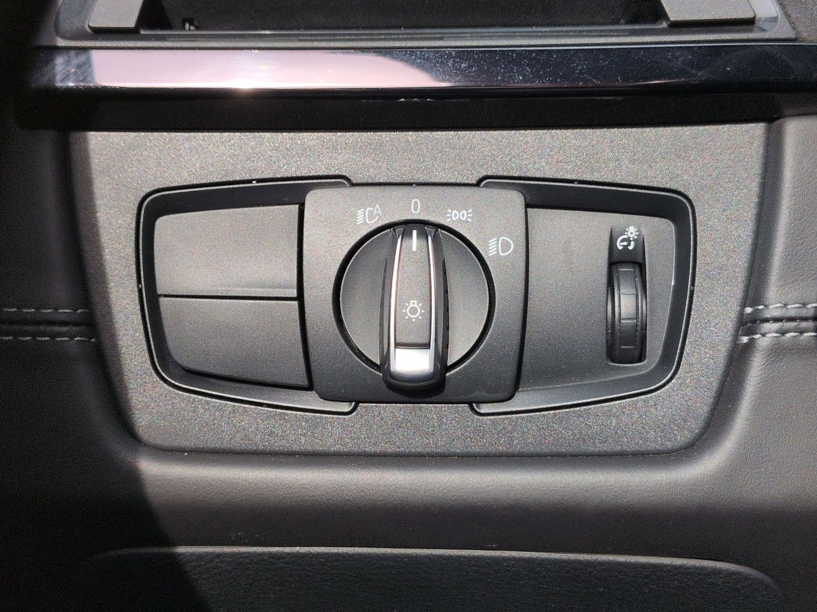 Used 2020 BMW M4 CS w/ Executive Package image 29