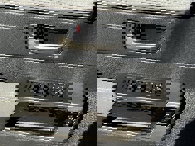 Used 2022 Toyota Tundra Limited image 28