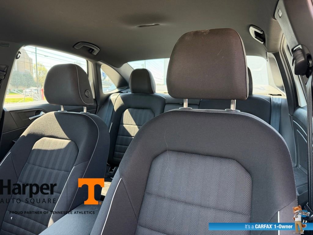 Used 2023 Volkswagen Jetta Sport image 12