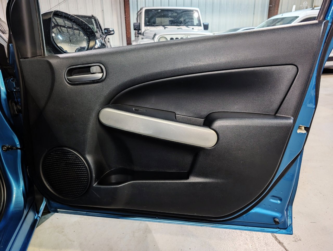 Used 2012 MAZDA MAZDA2 Sport image 24