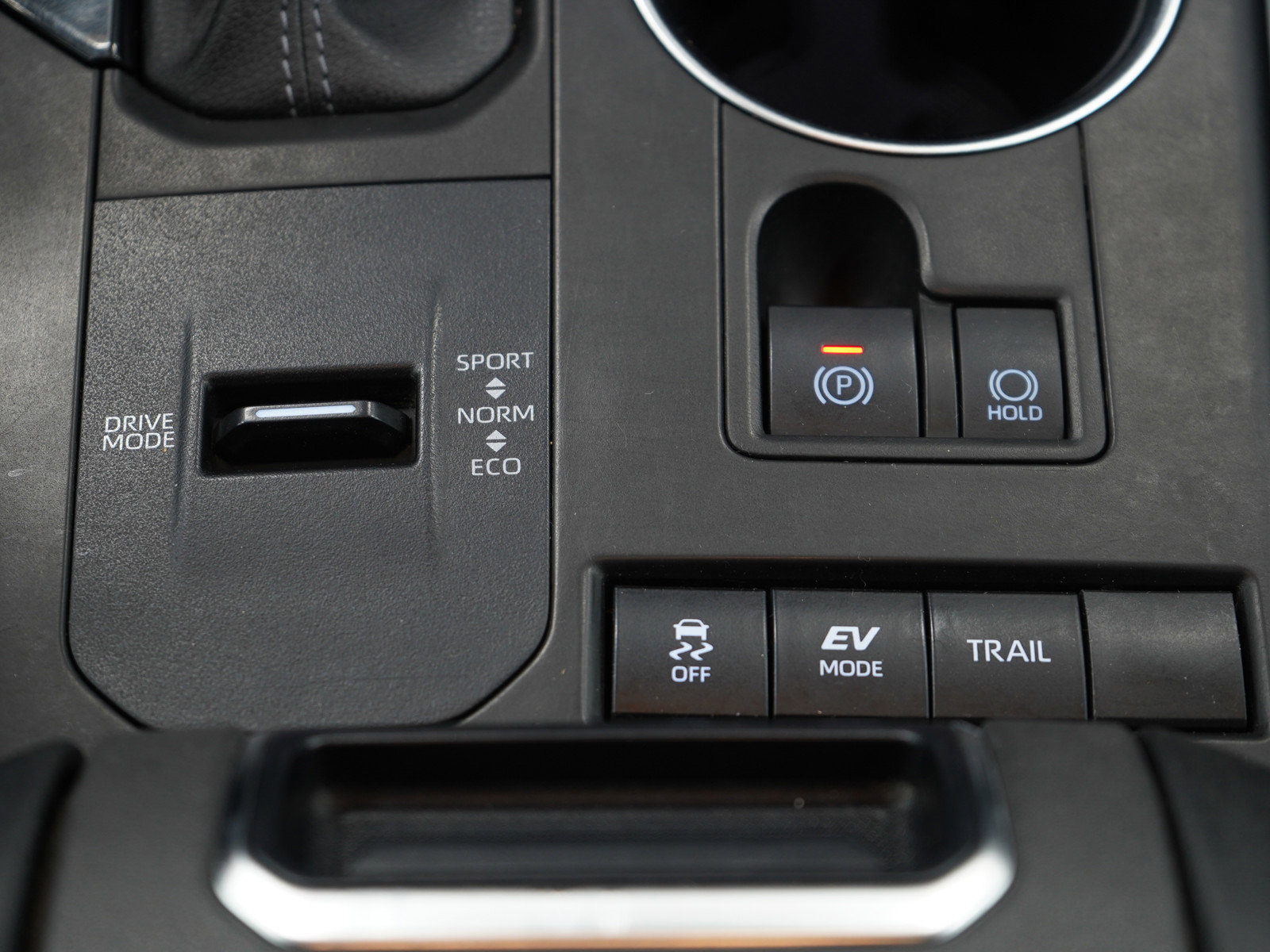 Used 2022 Toyota Highlander XLE image 24