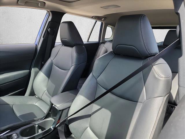 Used 2024 Toyota Corolla Cross XLE w/ Convenience Package image 13