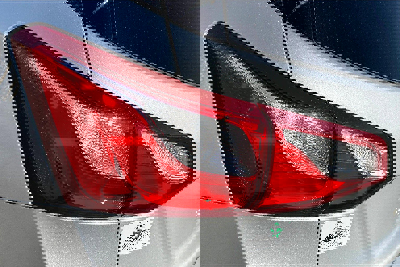 Used 2019 Chevrolet Equinox LT w/ Lights and Bright Package image 28