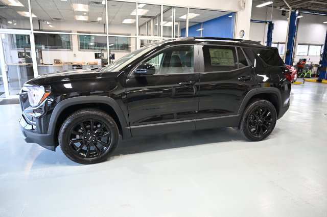New 2027 GMC Terrain Elevation w/ Black Edition FWD image 7