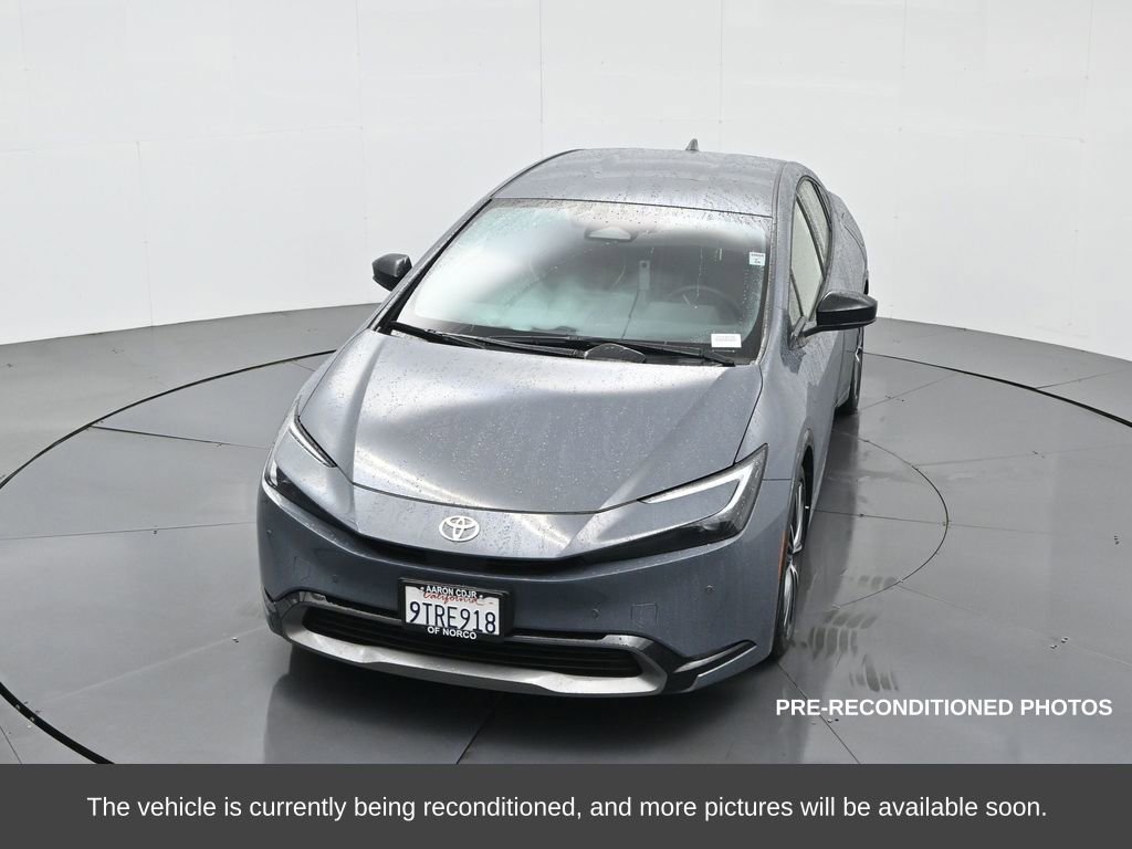 Used 2025 Toyota Prius XLE image 52