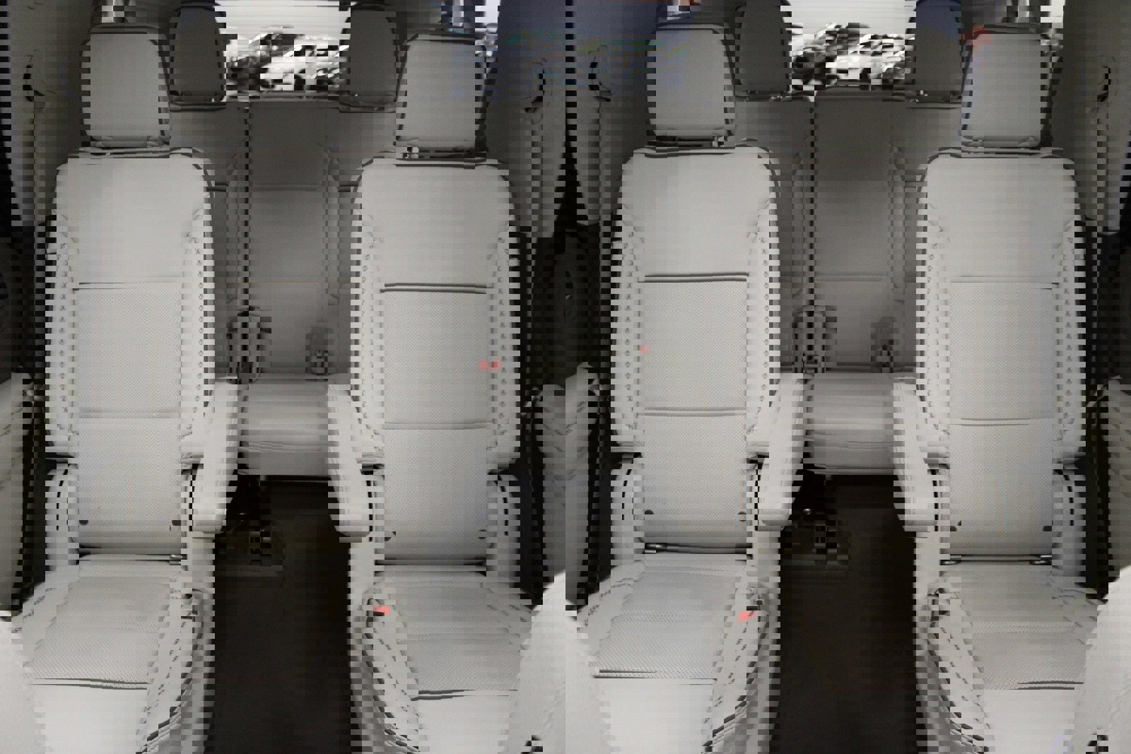 Used 2022 GMC Yukon Denali w/ Denali Premium Package image 50