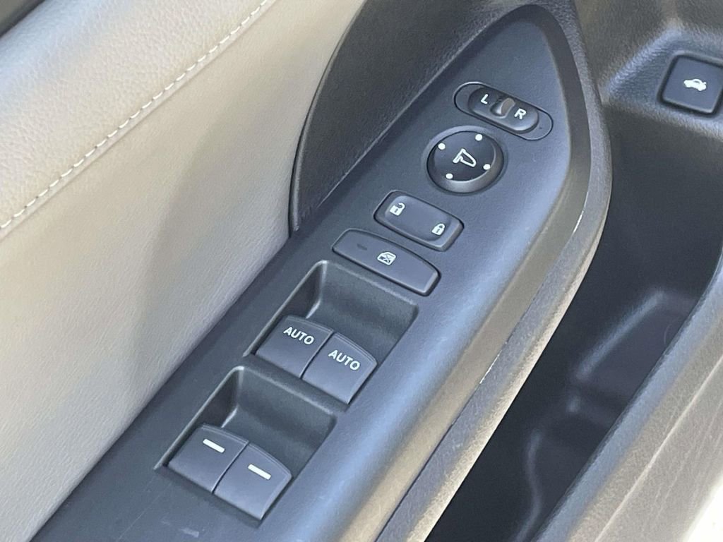 Used 2019 Honda Civic EX-L image 15