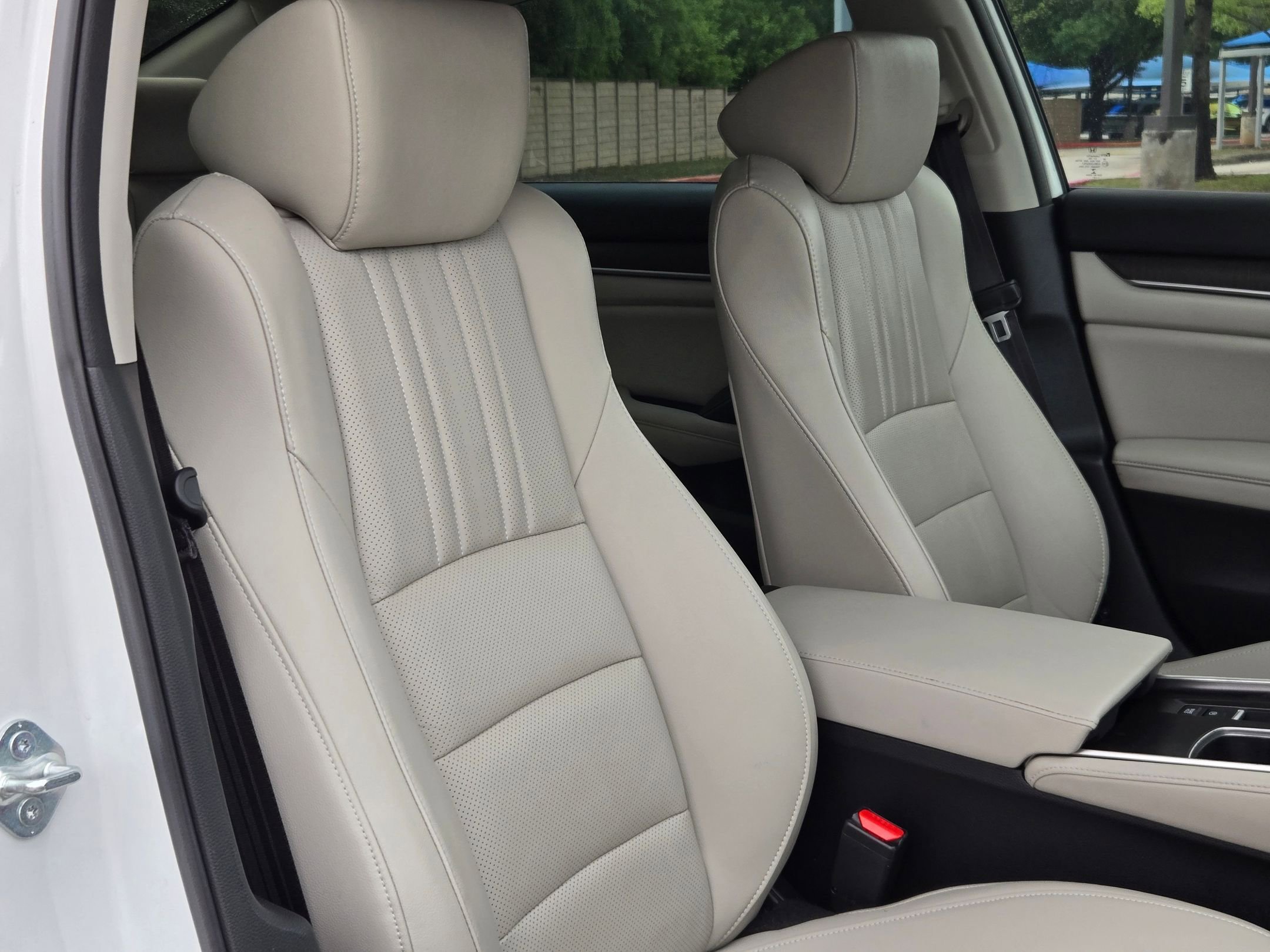 Certified 2021 Honda Accord EX-L image 29