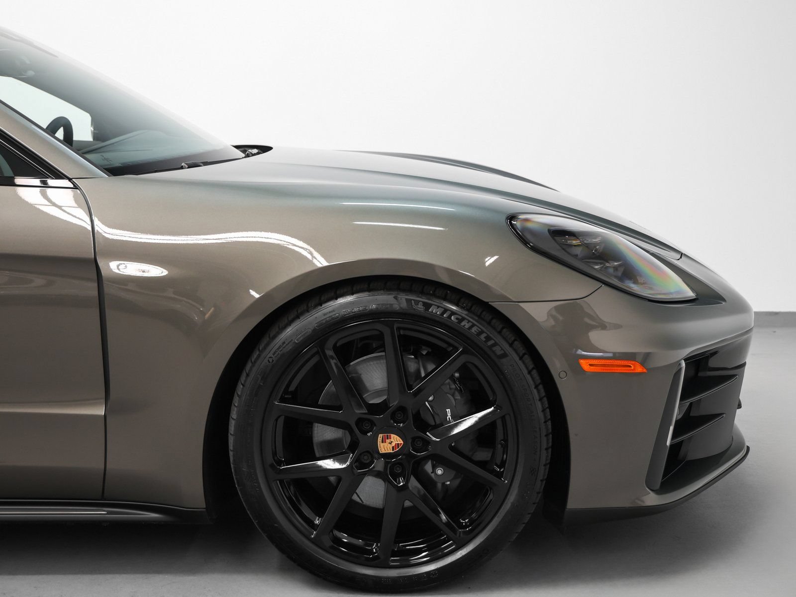 New 2026 Porsche Panamera 4 AWD/4WD image 18
