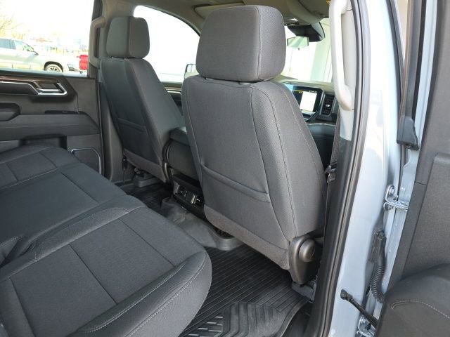 Used 2024 Chevrolet Silverado 1500 LT image 13