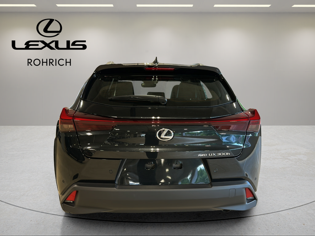 New 2026 Lexus UX 300h AWD image 5