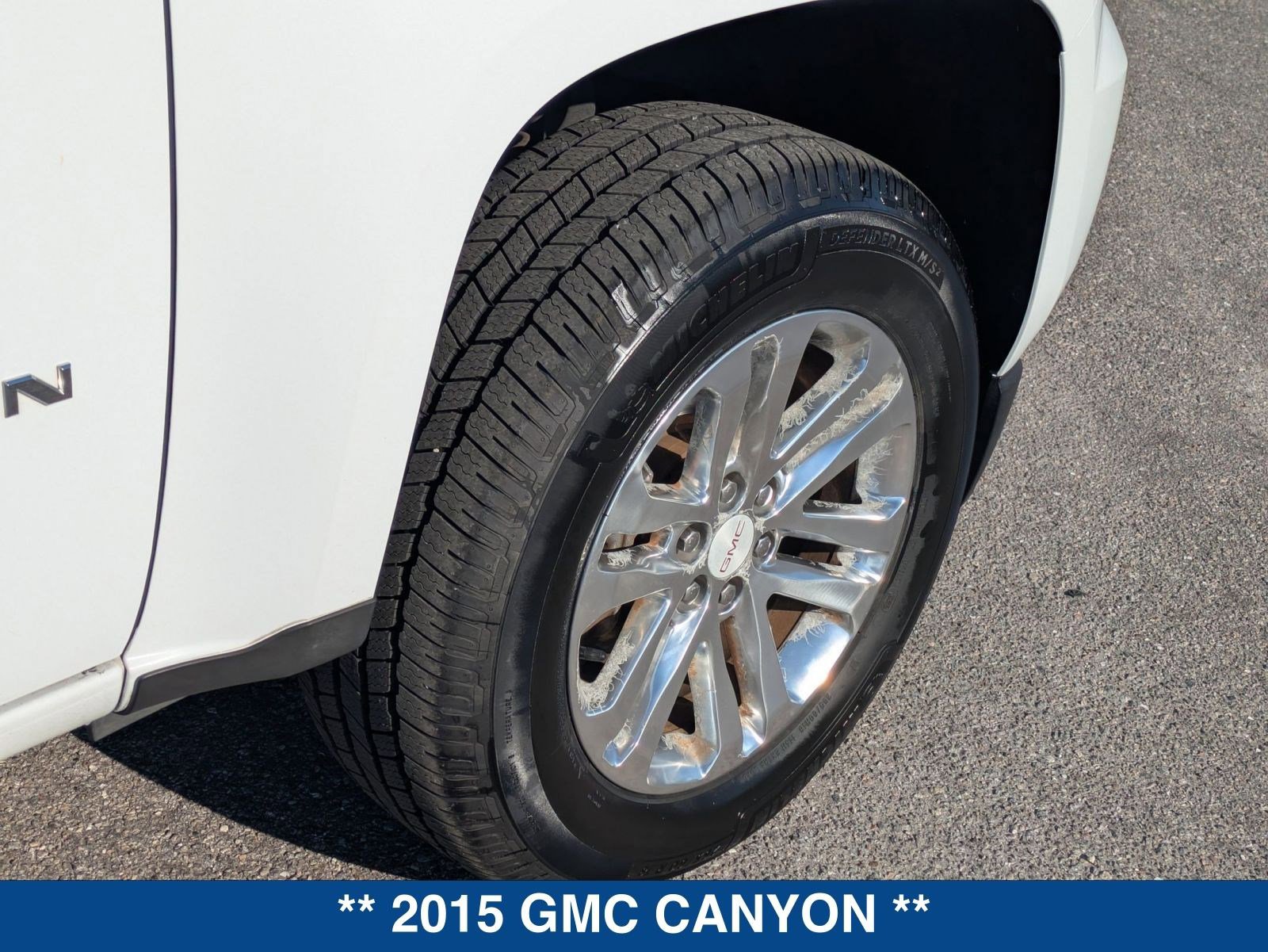 Used 2015 GMC Canyon SLT image 12
