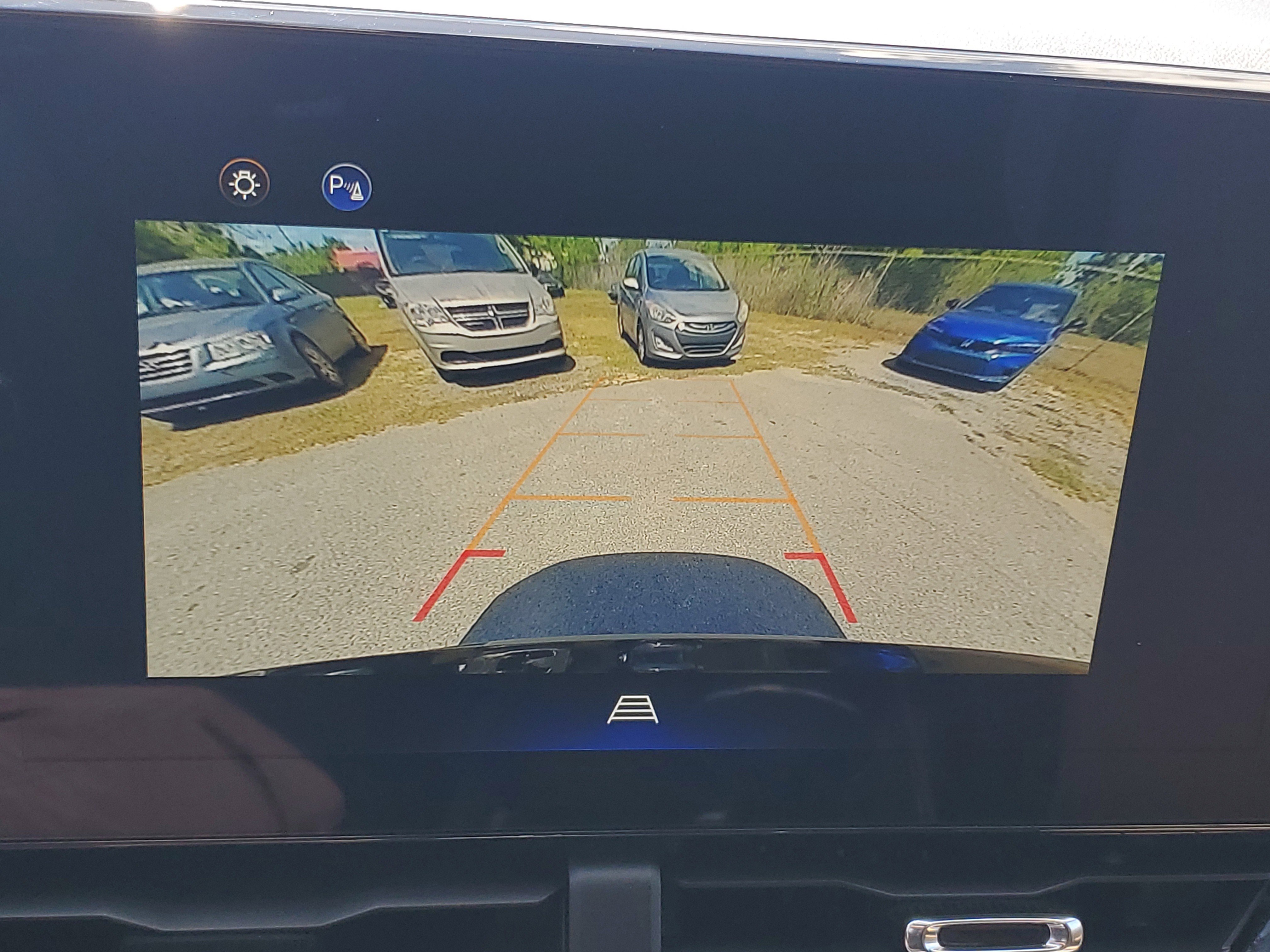 Used 2025 Chevrolet Equinox ACTIV AWD/4WD image 24