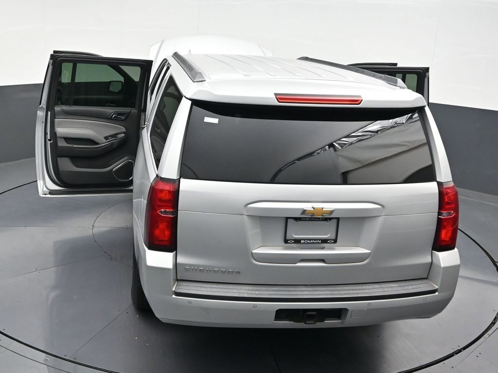 Used 2016 Chevrolet Suburban LT RWD image 36