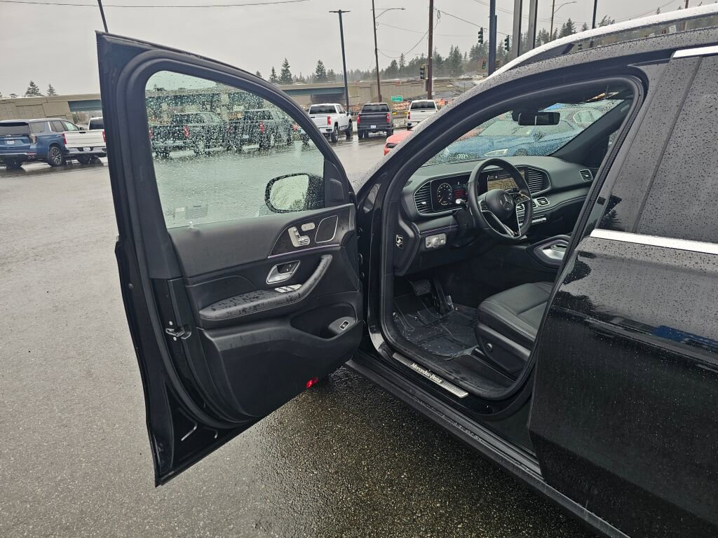 Used 2025 Mercedes-Benz GLE 350 4MATIC image 22