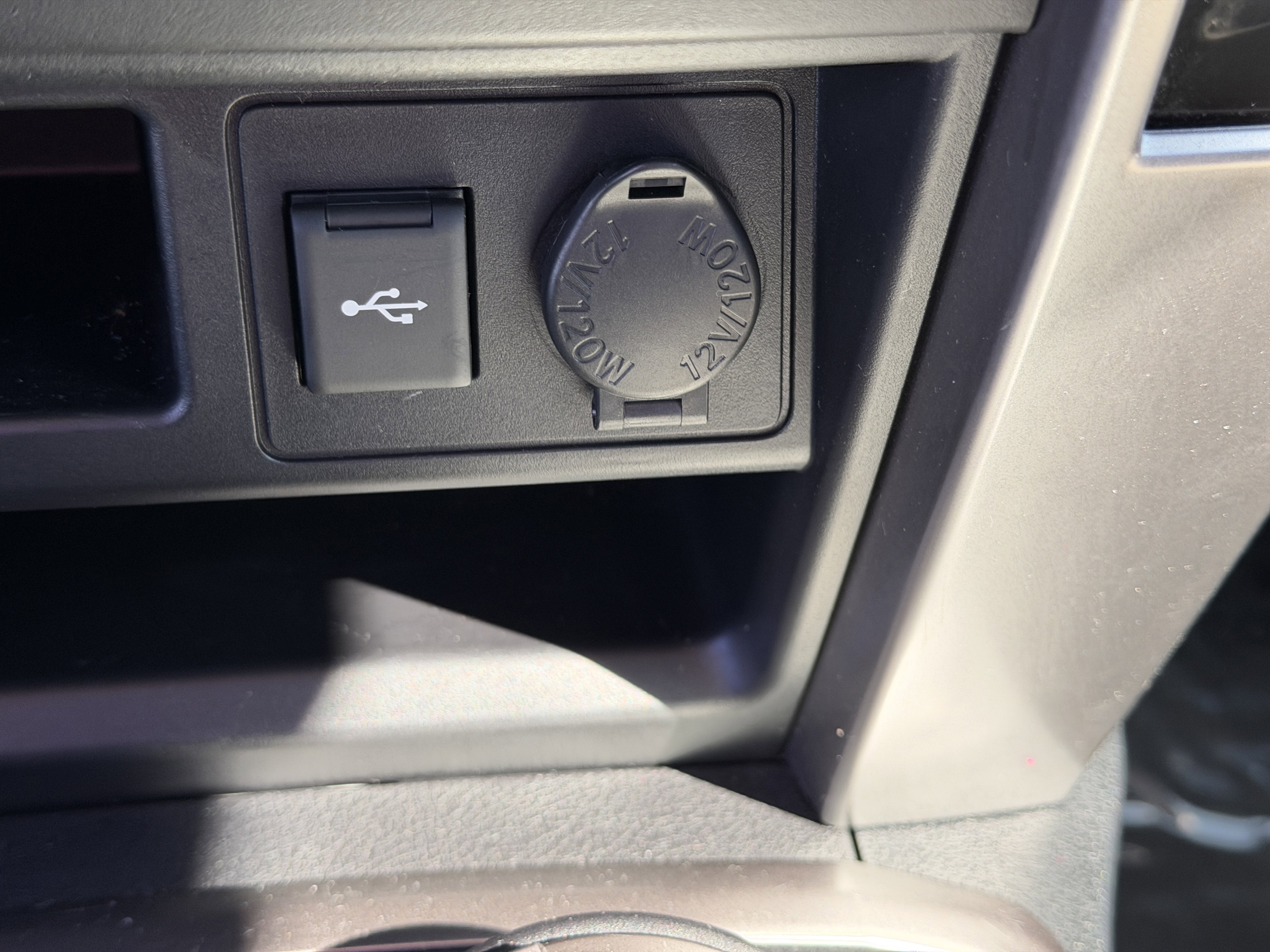 Used 2023 Toyota 4Runner SR5 Premium w/ Moonroof Package image 25