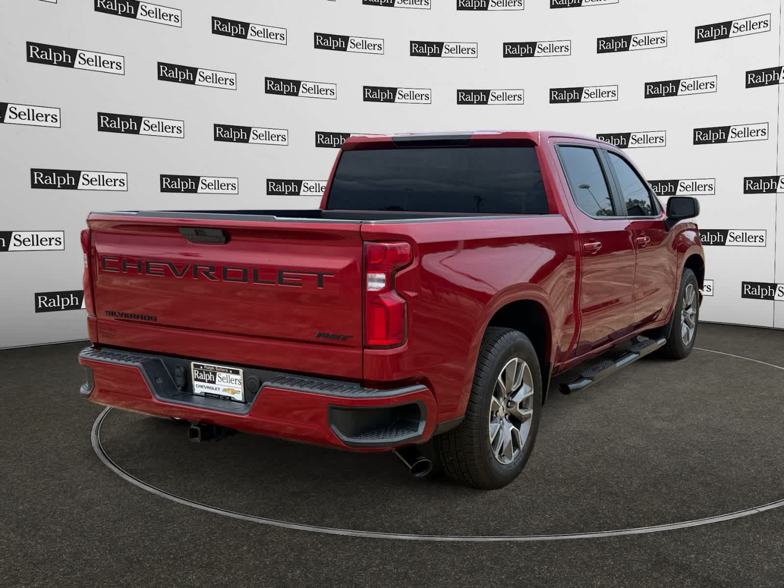 Used 2021 Chevrolet Silverado 1500 RST w/ Bed Protection Package RWD image 6