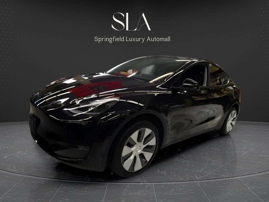 Used 2024 Tesla Model Y Long Range AWD/4WD image 4
