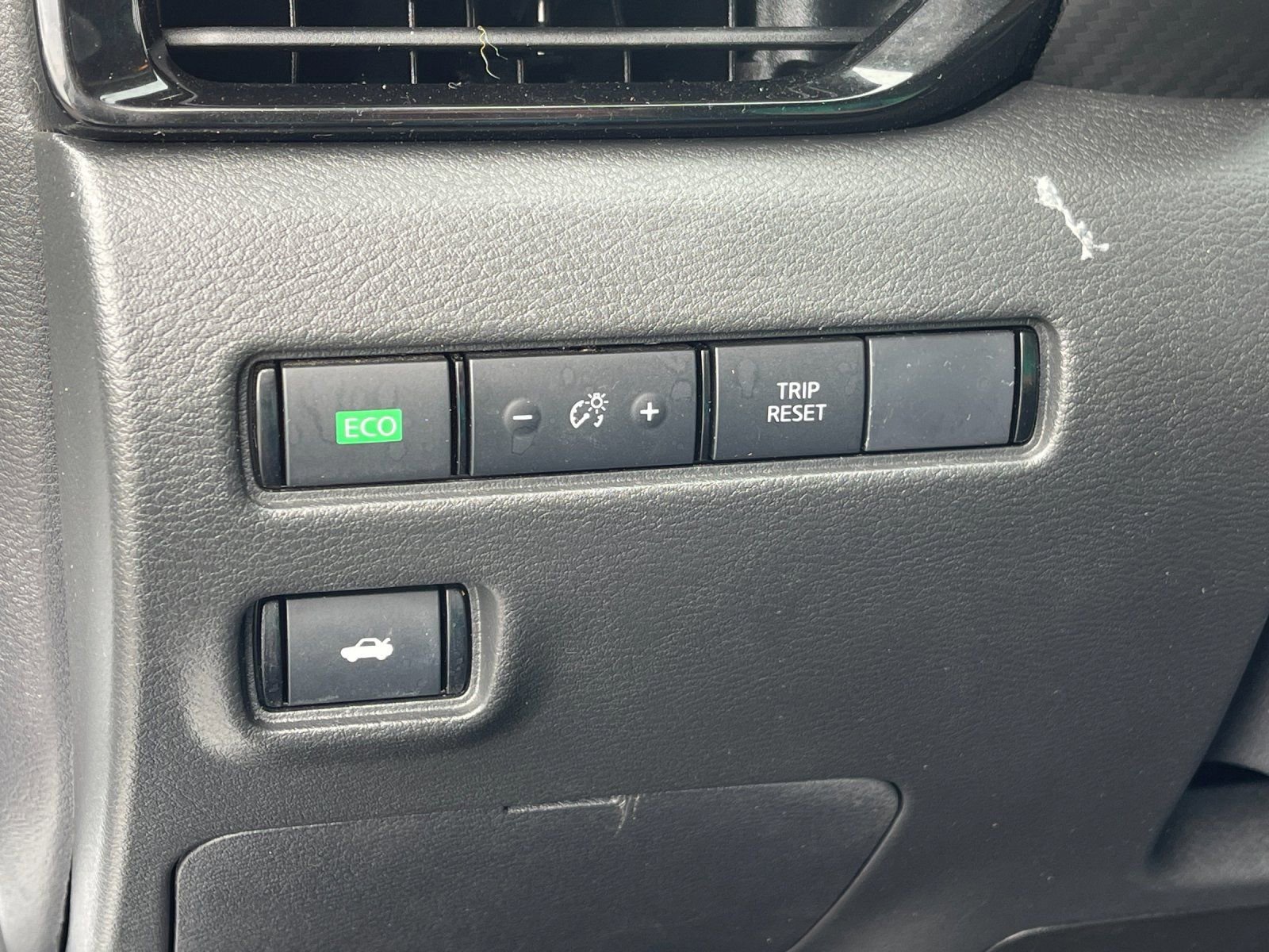Used 2025 Nissan Sentra SR image 29