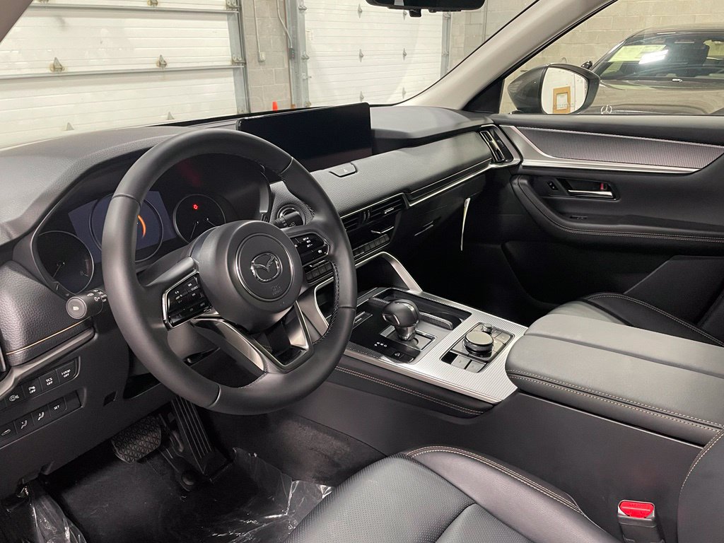 New 2026 MAZDA CX-90 3.3 Turbo w/ Preferred Package AWD/4WD image 8