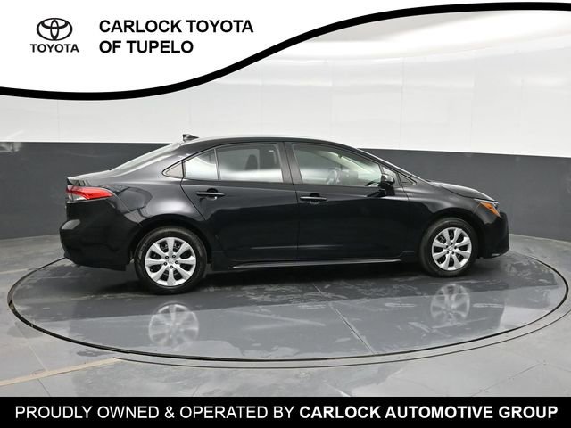 Used 2024 Toyota Corolla LE FWD image 4