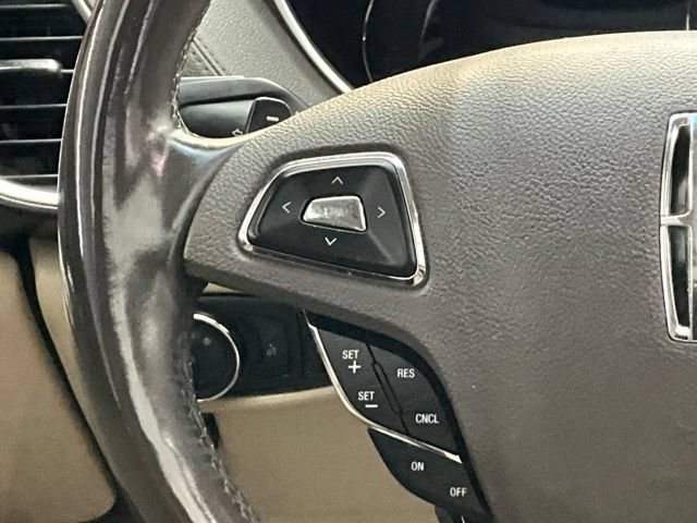 Used 2017 Lincoln MKX Select w/ Select Plus Package FWD image 20