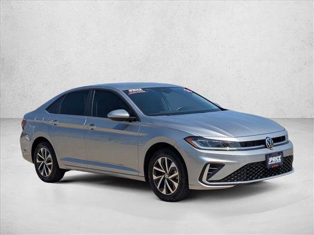 Used 2025 Volkswagen Jetta S image 3