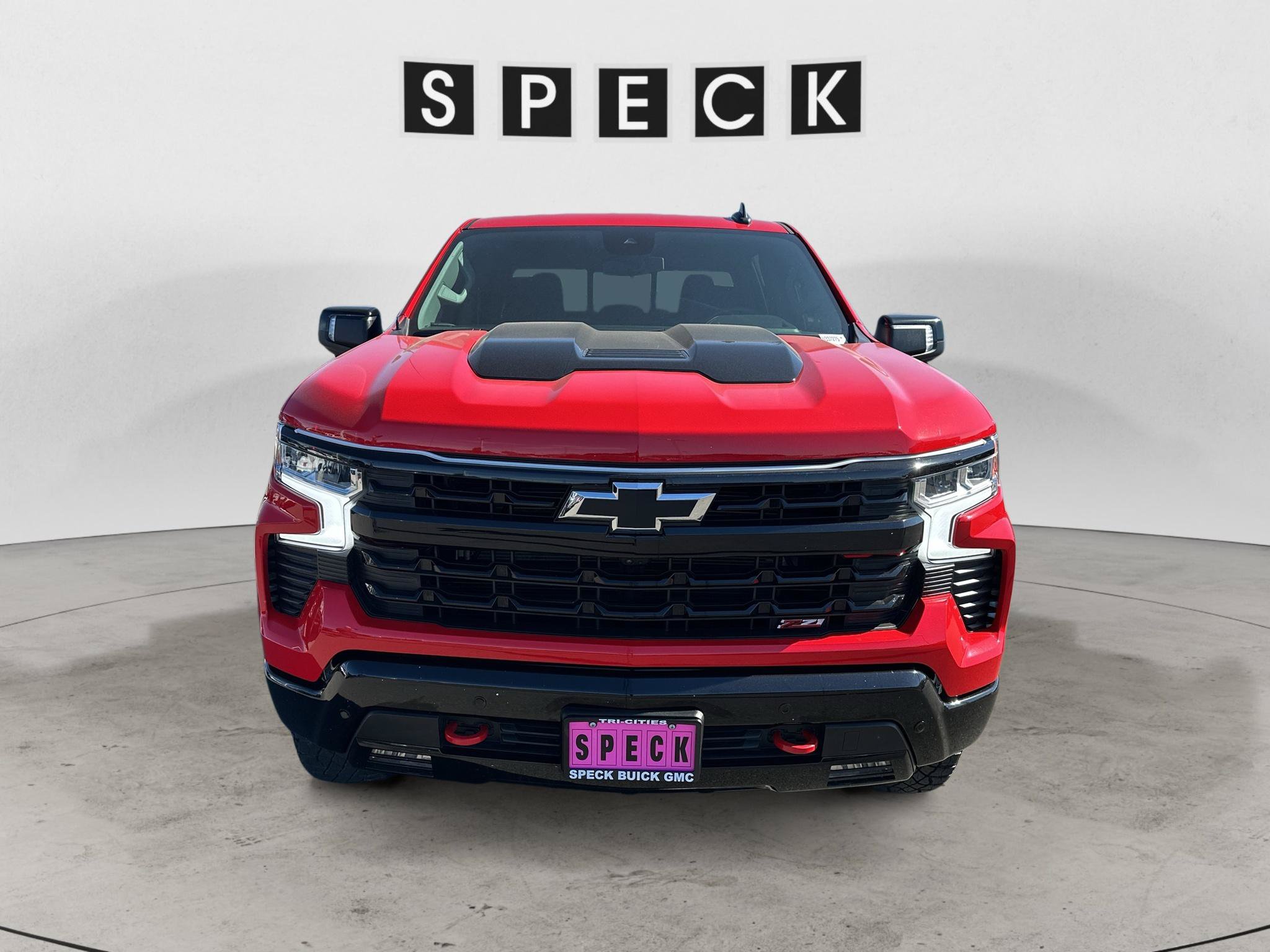 Used 2024 Chevrolet Silverado 1500 LT Trail Boss AWD/4WD image 8