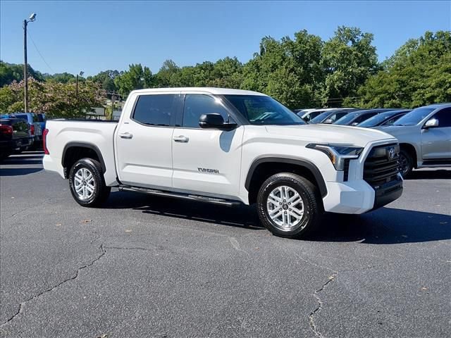 Used 2023 Toyota Tundra SR5 w/ SR5 Premium Package AWD/4WD image 2