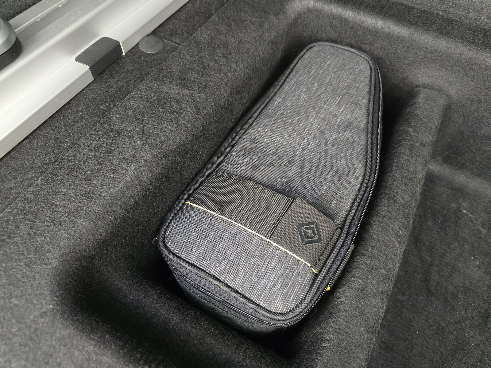 Used 2023 Rivian R1S Launch Edition AWD/4WD image 34