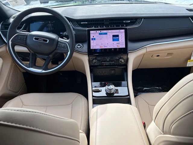 New 2025 Jeep Grand Cherokee Limited AWD/4WD image 37