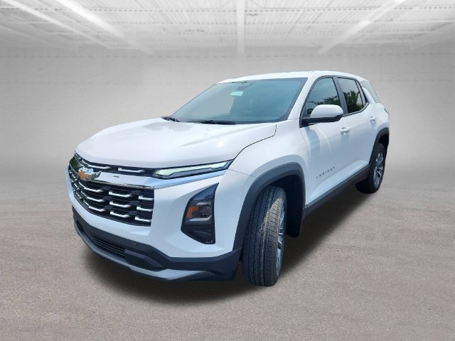 New 2027 Chevrolet Equinox LT w/ LPO, Floor Liner Package FWD image 3